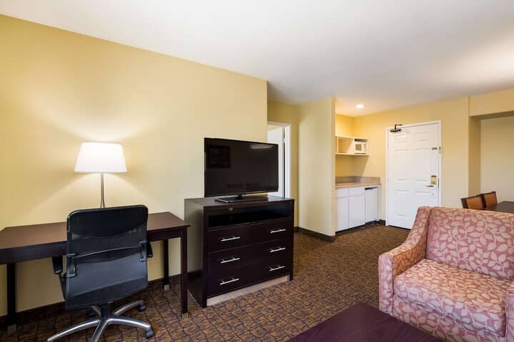 Room 7 of 31