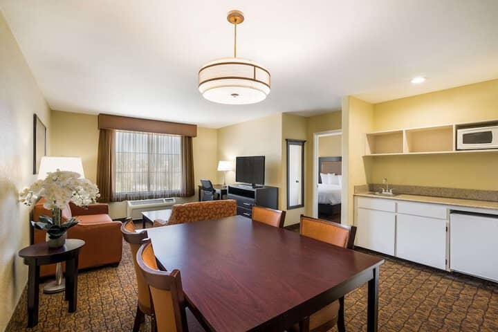 Room 6 of 31