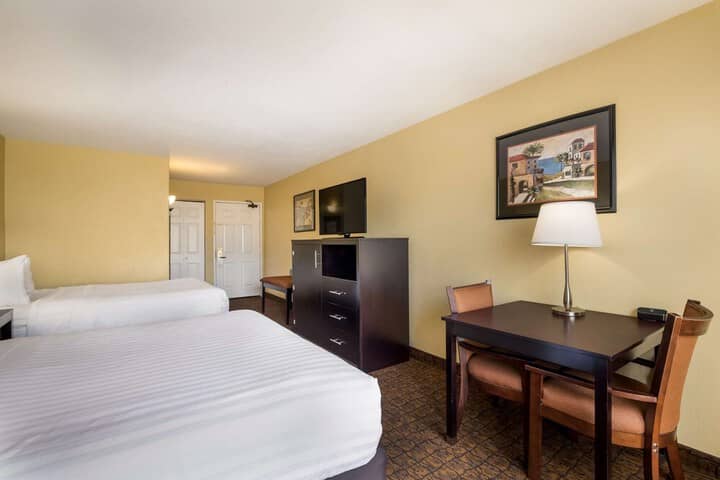 Room 12 of 31
