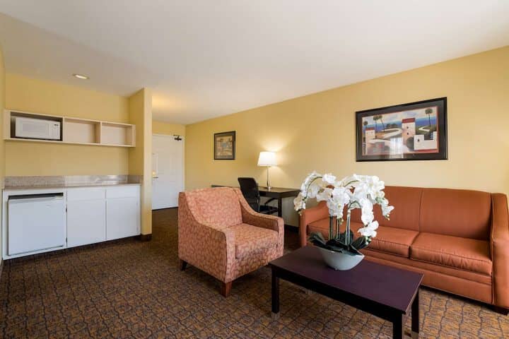 Room 14 of 31